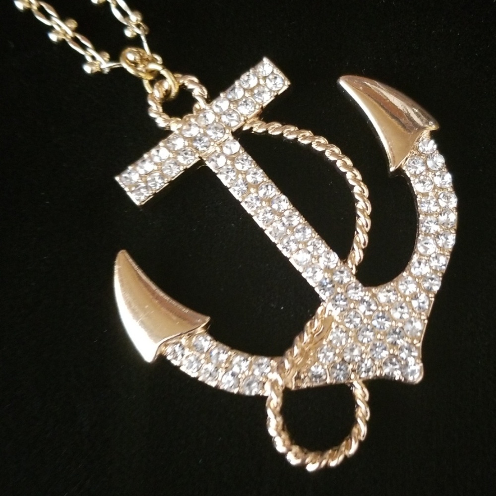 NWT Hand Crafted Rhinestone Anchor Pendant Goldtone Finish Necklace - Picture 8 of 12